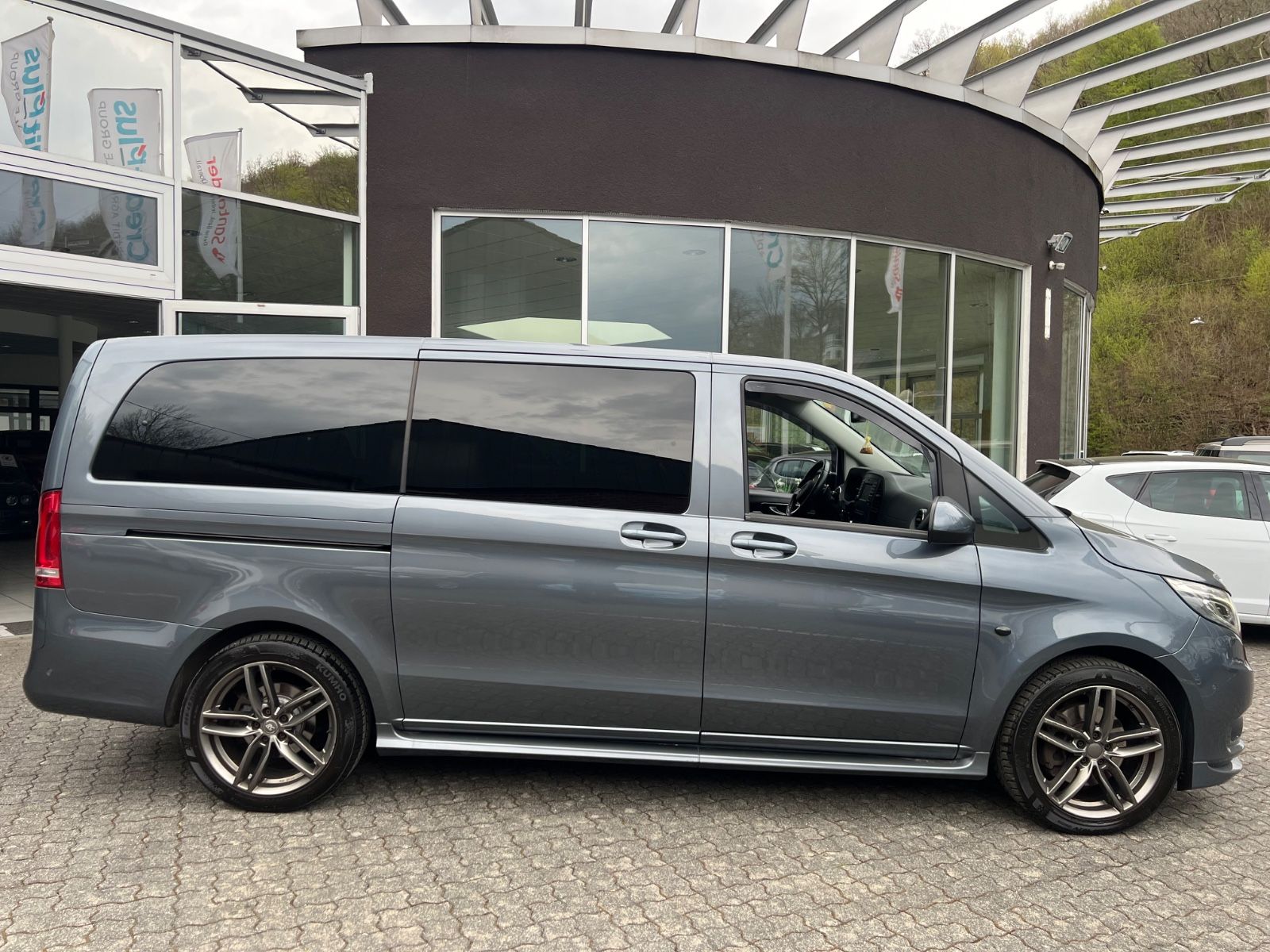 Fahrzeugabbildung Mercedes-Benz Vito Mixto 114/116 CDI, 119 CDI/BT 4MATIC lang