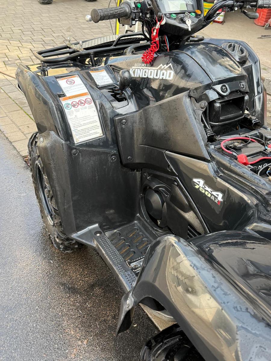 Suzuki  2012 — photo 11