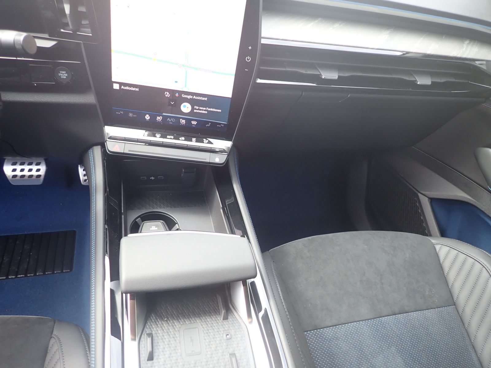 Fahrzeugabbildung Renault Rafale Esprit Alpine E-Tech Plug-in Hybrid 300 4