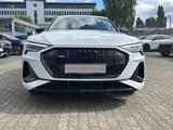 Audi e-tron Sportback 50 2x S line BLACK EDITION PANO - Audi e-tron in Hamburg