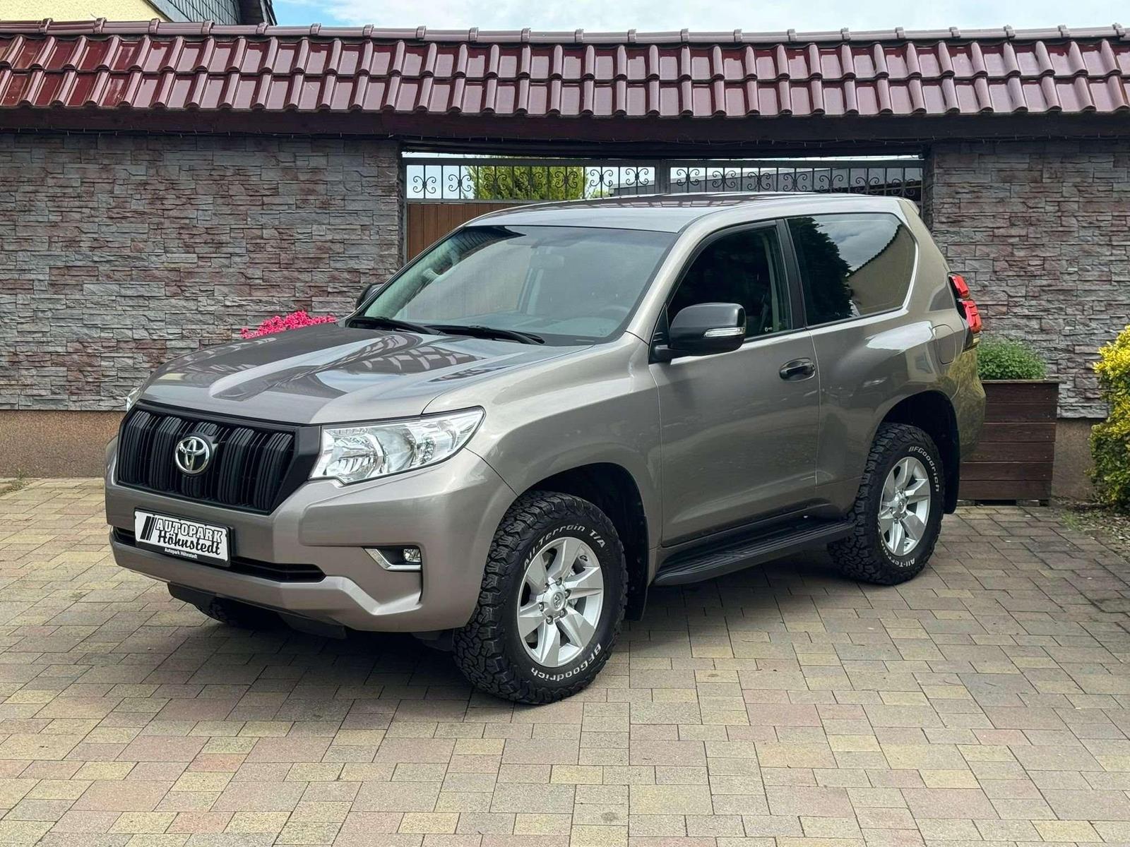 Toyota Land Cruiser Basis*MwSt*Toyota-Garantie*