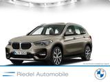 BMW X1 sDrive20i Steptronic AHK Pano Navi LED PDC - BMW X1: Beige