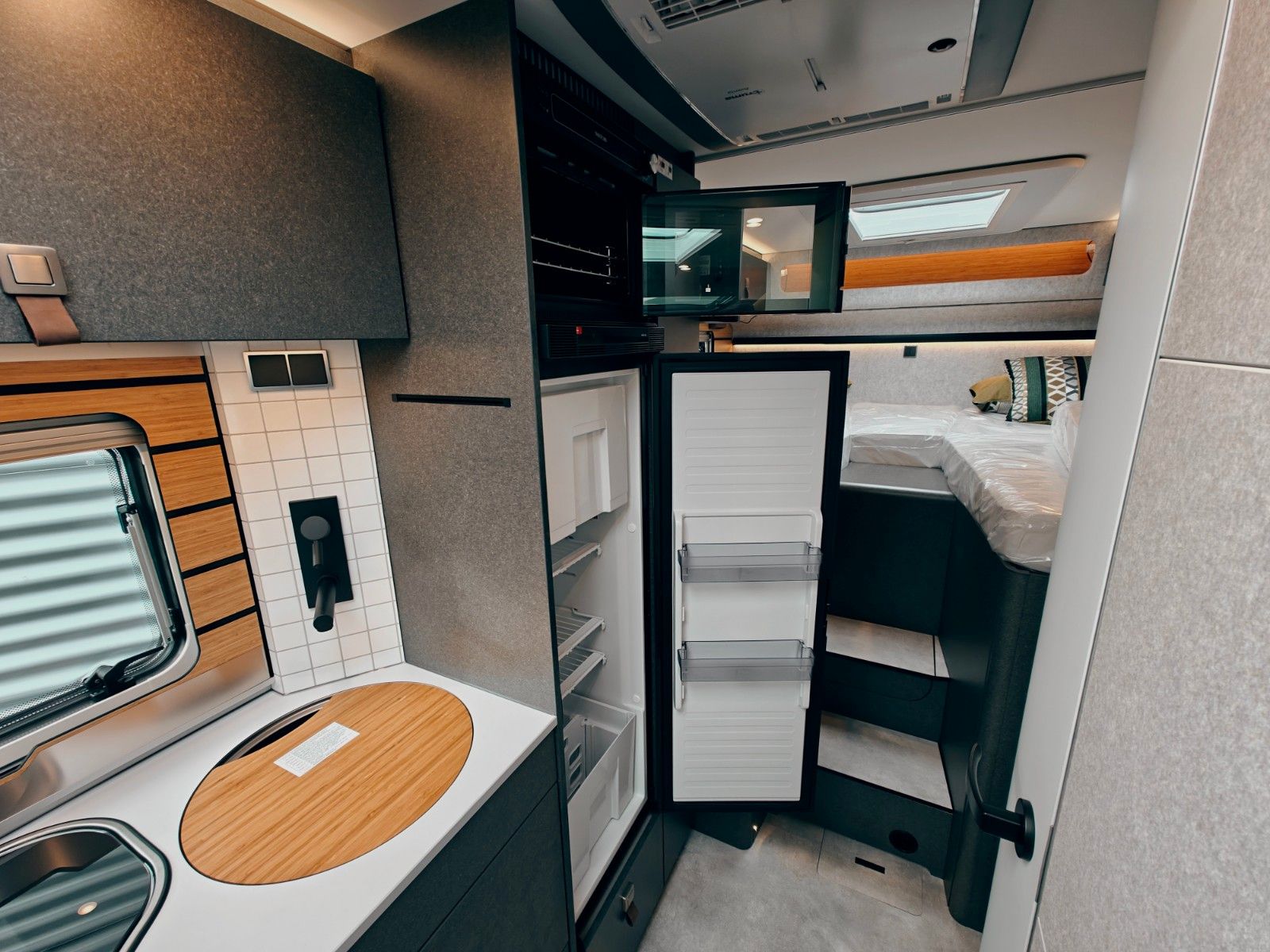 Fahrzeugabbildung HYMER / ERIBA / HYMERCAR ML-T 580 RSX ONE - 2026 - by Palmo