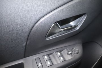 Fotografie 19 des Opel Corsa 1.2 Direct Injection Turbo GS