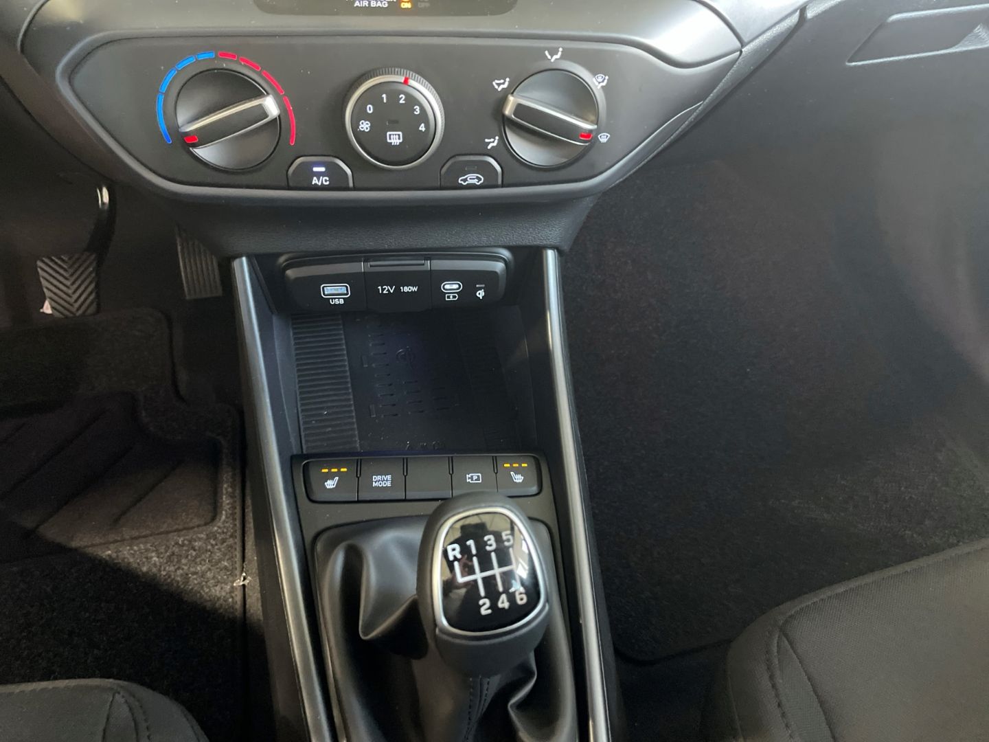 Hyundai i20 – Bild 10