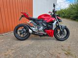 Ducati Streetfighter V2