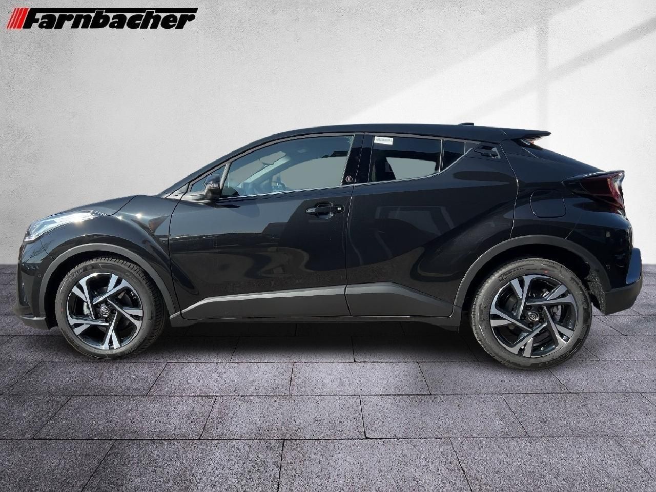 Fahrzeugabbildung Toyota C-HR 1,8 Hybrid Team D