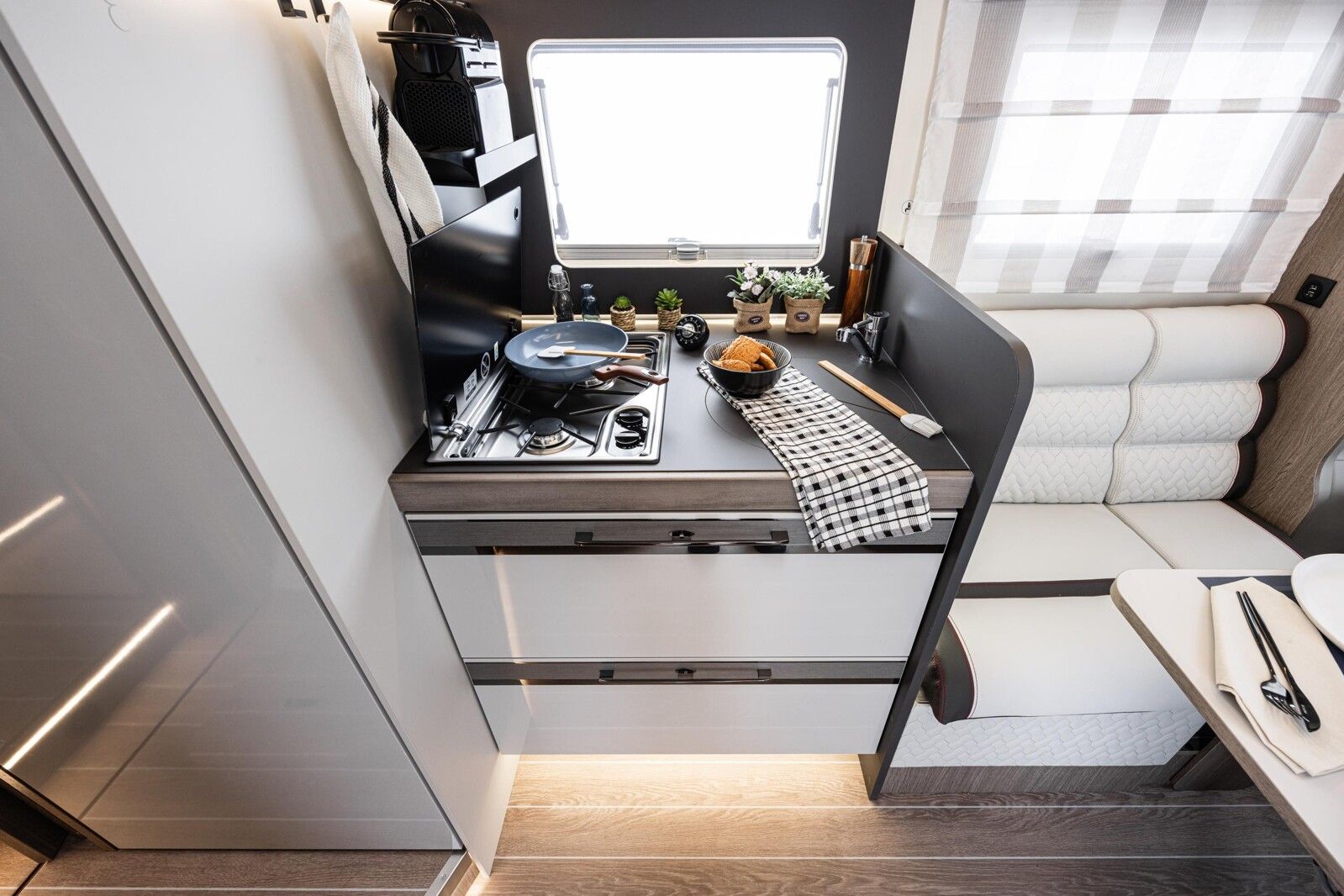 Fahrzeugabbildung Roller Team Zefiro Power Edition 287 TL Fiat