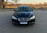 Jaguar XF Schwarz BJ. März 2011 - gebrauchte Jaguar XF aus dem Jahr 2011