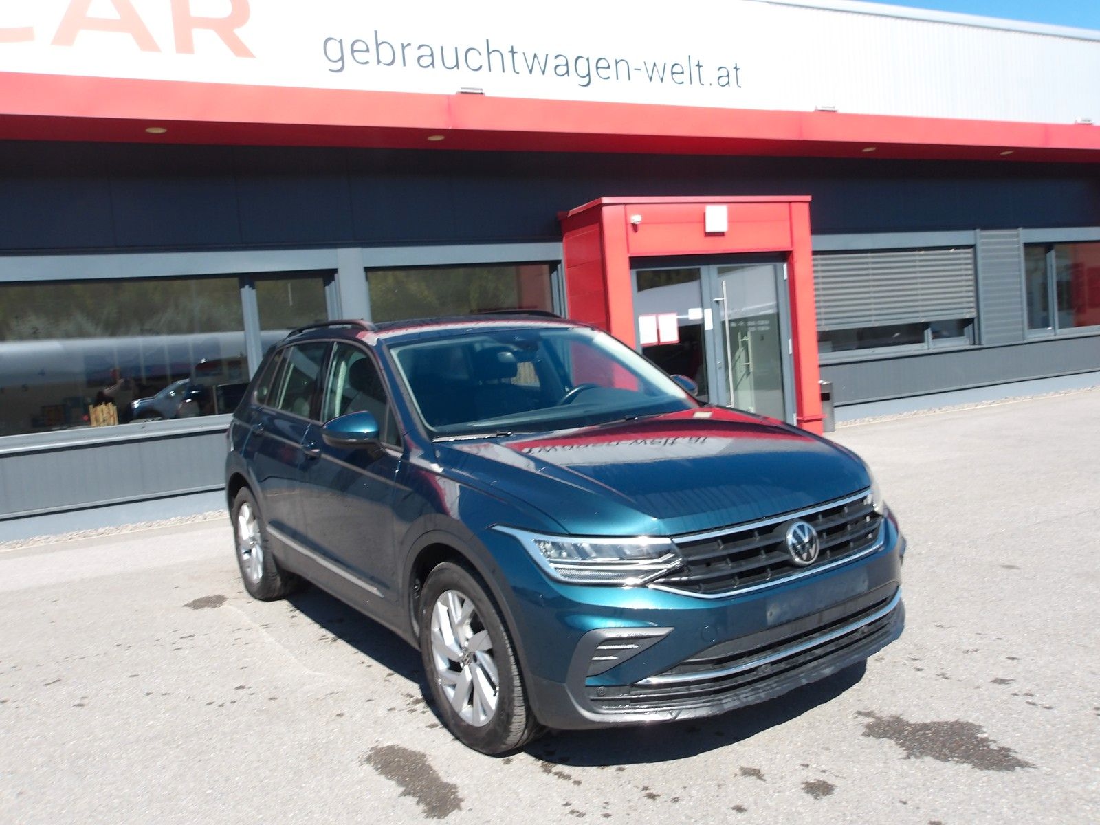 Volkswagen Tiguan Life TDI DSG EXP € 14250.- imagem 3