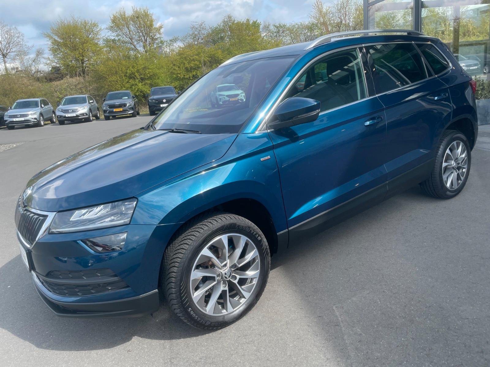 Skoda Karoq 1,5TSi DSG Clever AHK Kamera Keyless Sitz