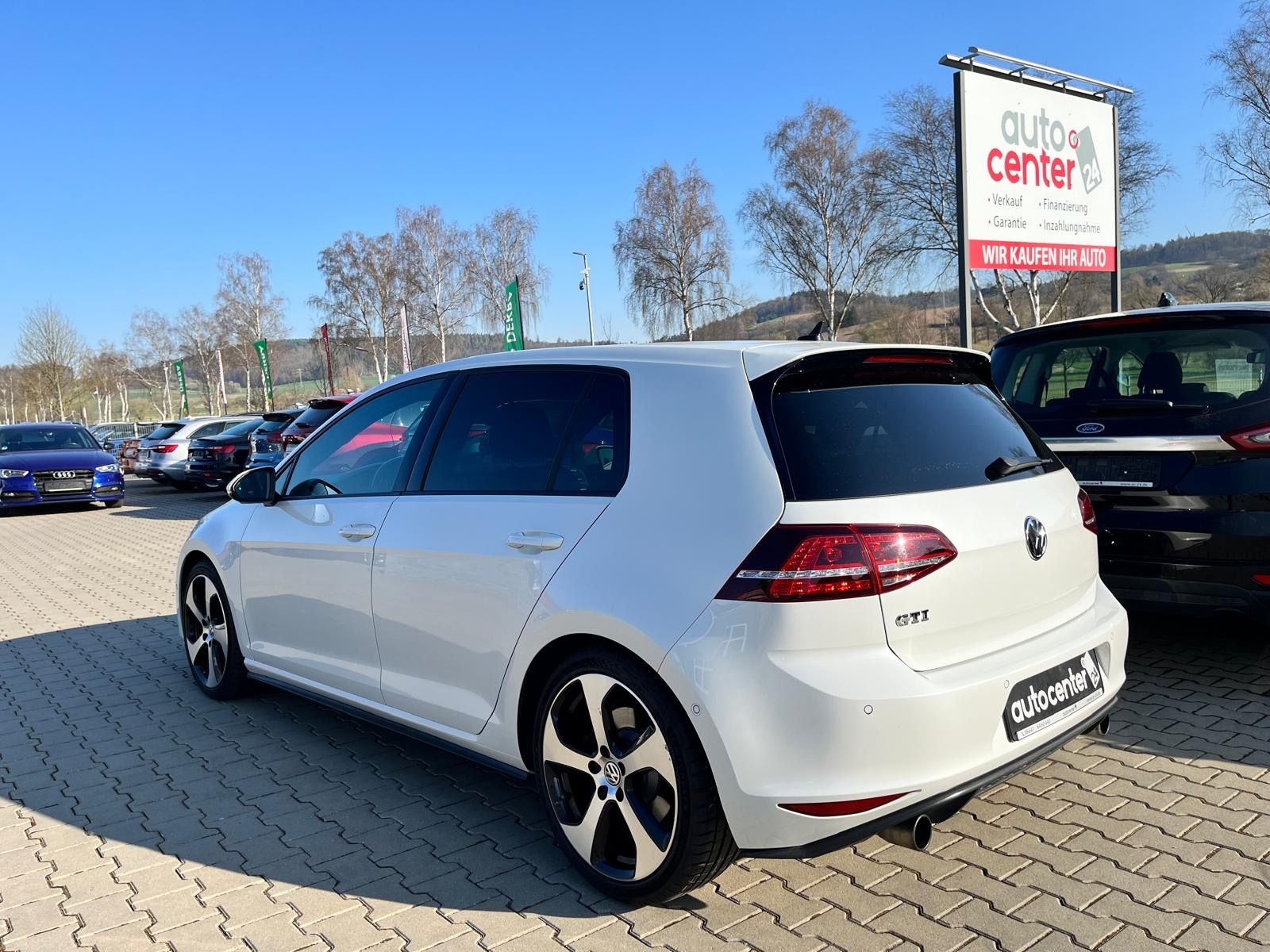 Fahrzeugabbildung Volkswagen Golf GTI Lim.°Navi°ACC°18 Zoll°Standheizung°