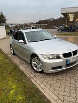 BMW 3er 320i Benzin Motor 2.0 150 PS - BMW aus 2005: 3er