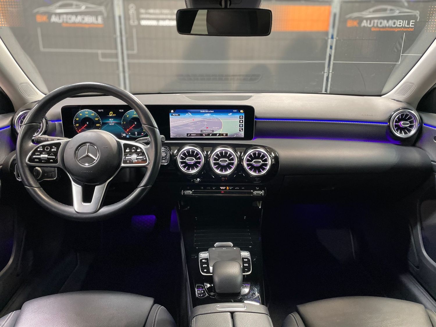 Fahrzeugabbildung Mercedes-Benz A 200 d #LED#Wide#distr.#360°#Ambiente#