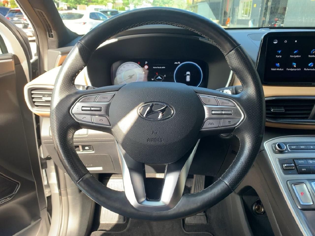 Fahrzeugabbildung Hyundai SANTA FE Signature 4WD + Komfort-Paket*