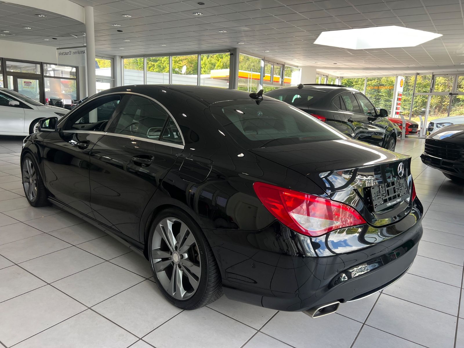 Fahrzeugabbildung Mercedes-Benz CLA 200 Sport* NUR 51.021Km* 2.HAND* SPORT LINE