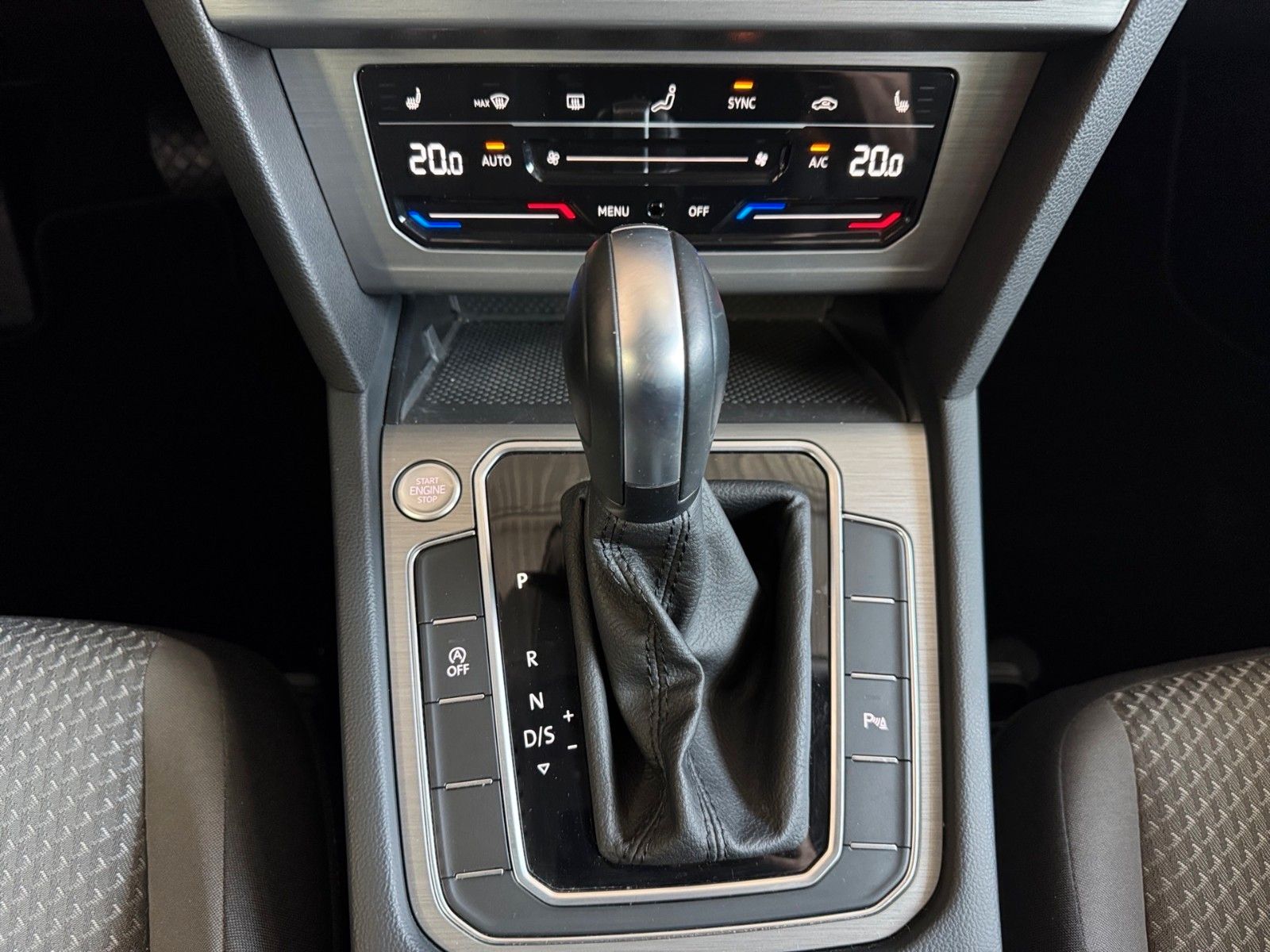 Fahrzeugabbildung Volkswagen Passat Variant 1.5 TSI
