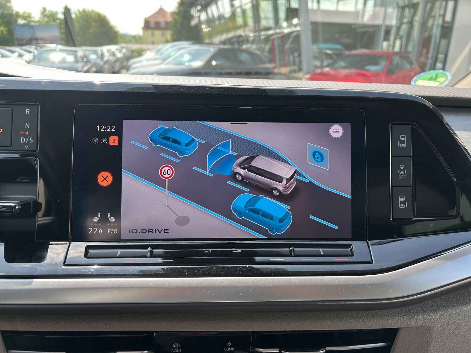 Fahrzeugabbildung Volkswagen T7 Multivan eHybrid ENERGETIC  DSG LED STANDH NA