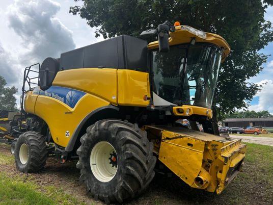 New Holland CR 9080