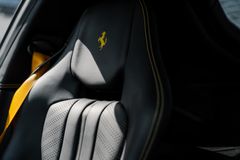 Fahrzeugabbildung Ferrari F12 Berlinetta*Carbon*LED*TDFFelgen*Novitec*Voll