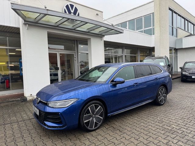 Volkswagen Passat Variant CJ 2.0 TDI DSG R-Line NAV ACC AHK