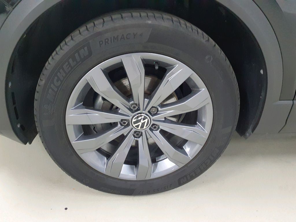 Volkswagen T-Roc Sport 1.5 TSI Pano*Tempo*Nav*PDC*RFK*SH