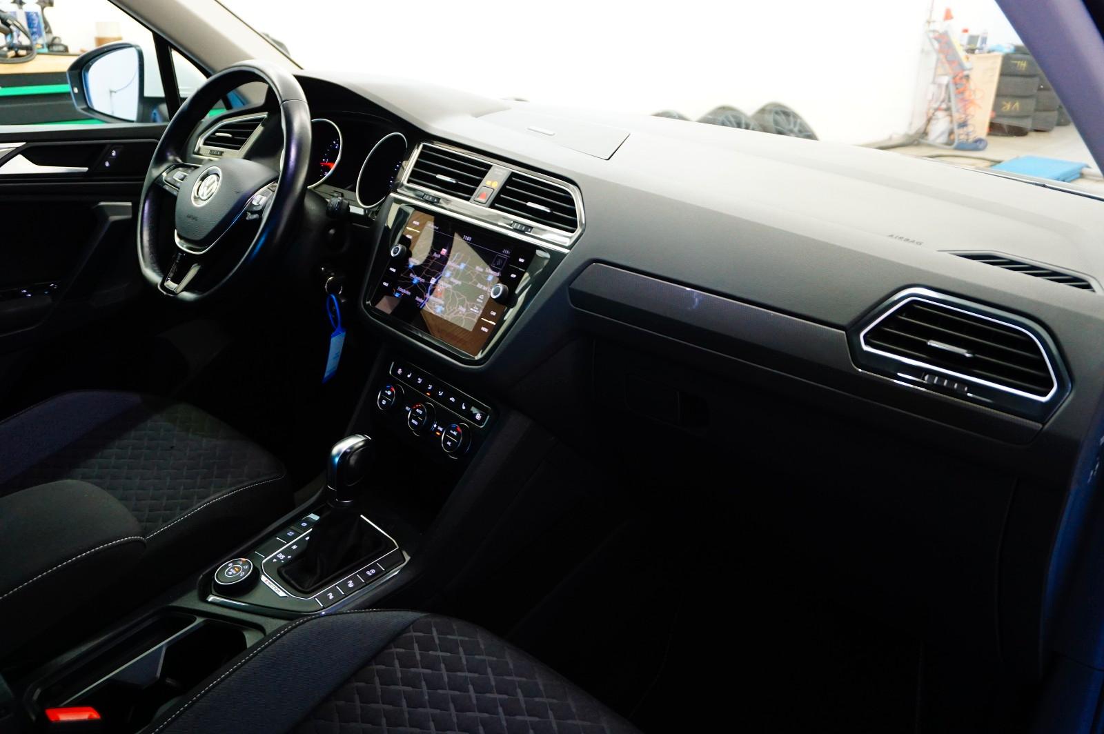 Volkswagen Tiguan Join*4Motion*DSG*AHK*Navi*PDC
