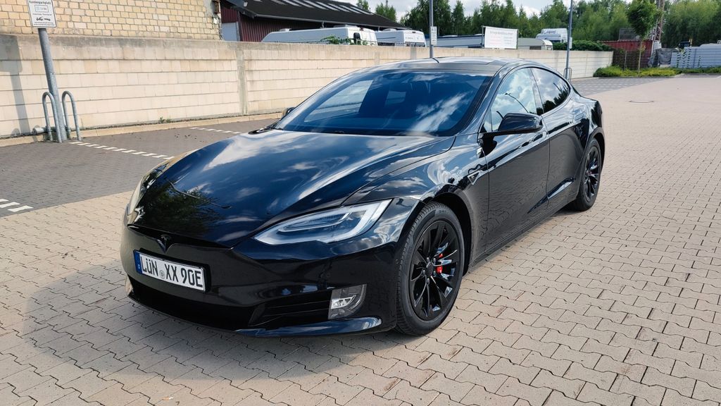 Image of Tesla Model S