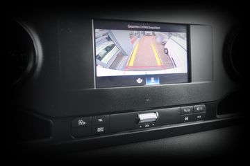Mercedes Sprinter - 11