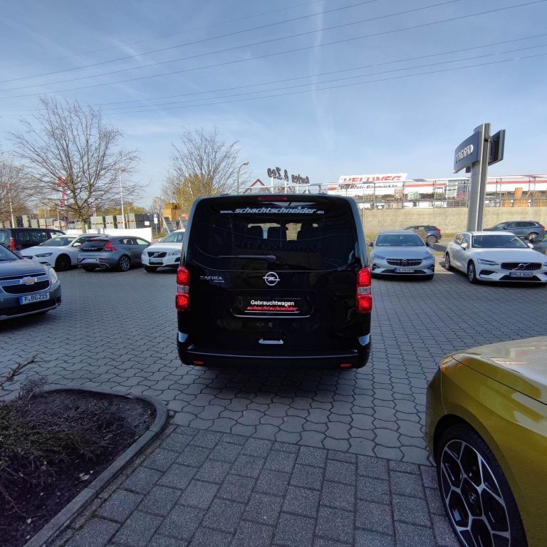 Fahrzeugabbildung Opel Zafira Life Tourer L 2.0D Aut.+Leder+Standh+Kame
