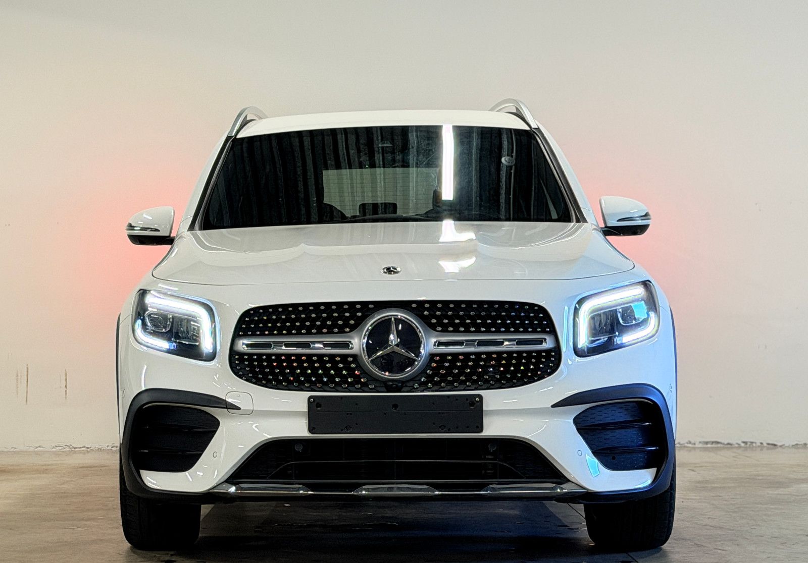 Mercedes-Benz GLB 180 AMG Line imagem 2