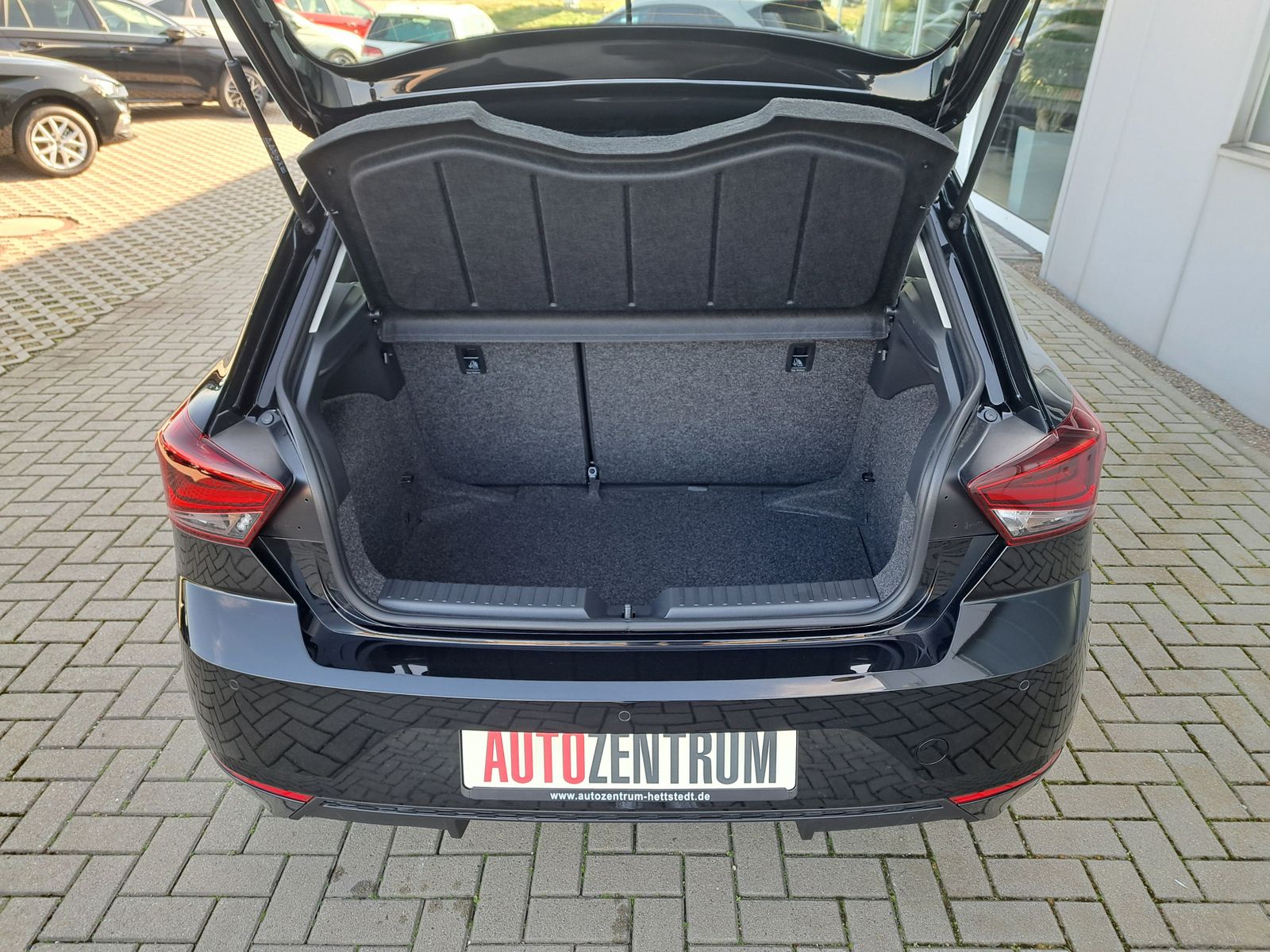 Fahrzeugabbildung SEAT Ibiza 1.0 TSI LED KAMERA WINTERPAKET FULL-LINK