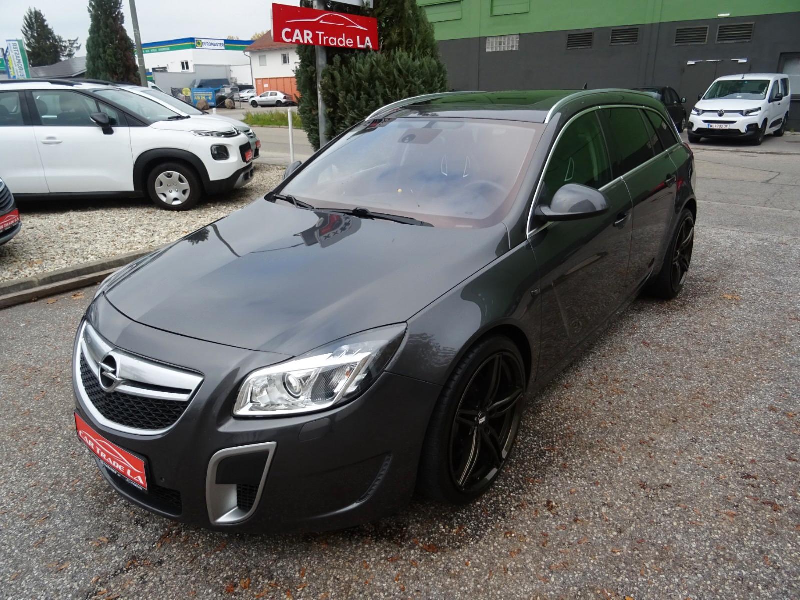 Opel Insignia 2011 — photo 12