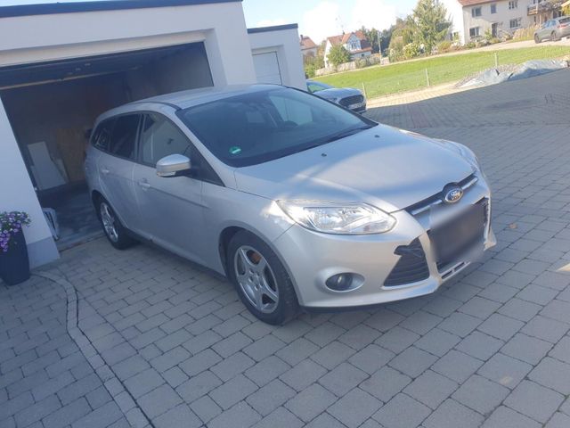 Ford focus 2011 benzin 1.6 150 ps Steuerge...