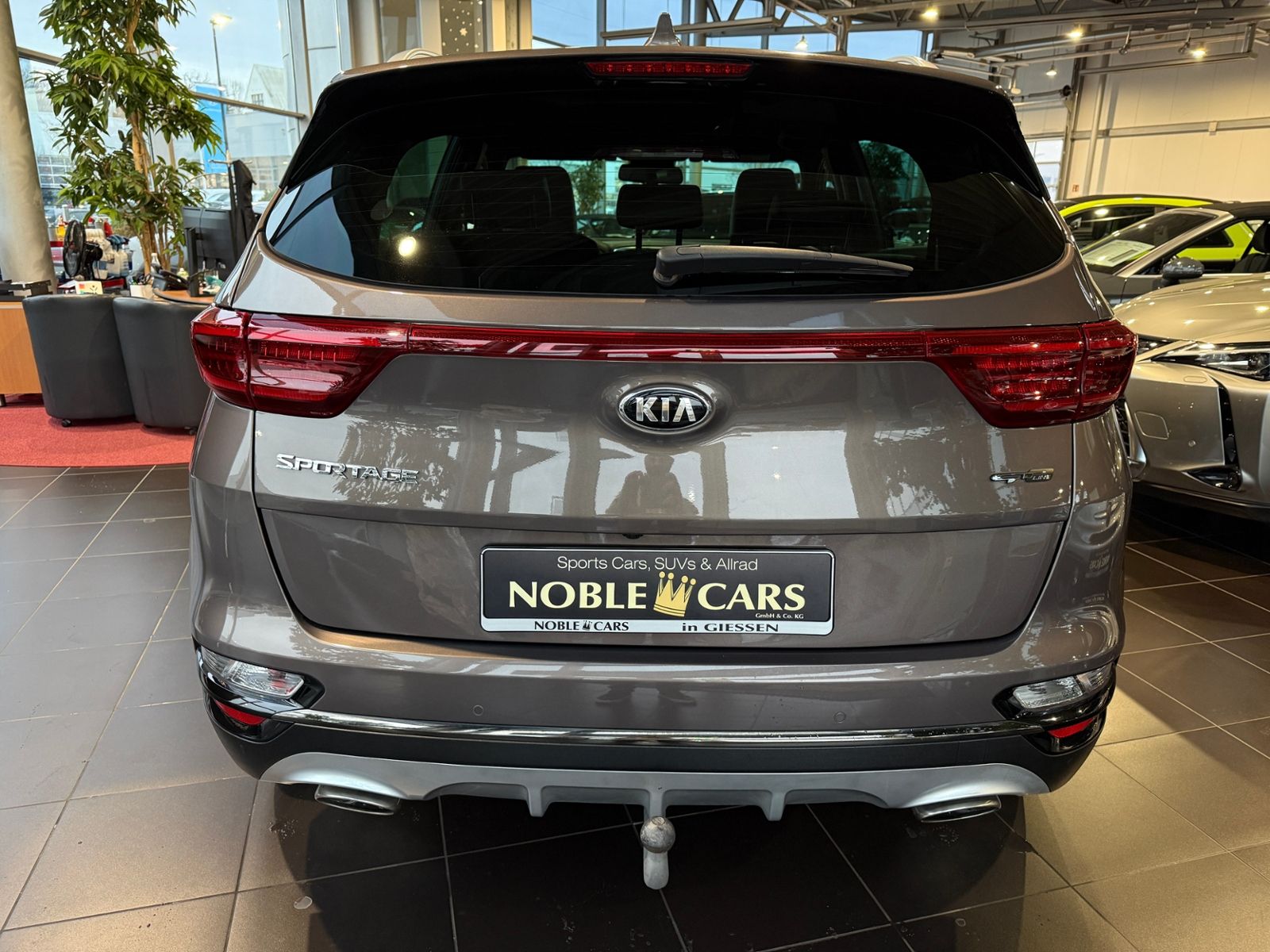 Fahrzeugabbildung Kia Sportage GT-Line 4WD AHK JBL ALU