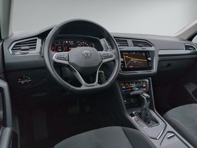 Tiguan 2.0 TDI DSG ELEGANCE PANO+RFK+IQ.LIGHT+SH