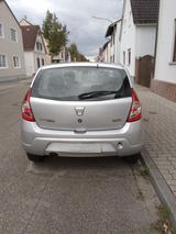 Dacia Sandero 1.4 MPI Lauréate Lauréate - Dacia Sandero in Karlsruhe