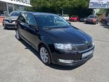 Skoda Rapid Spaceback Joy XENON AHK NAVI LEDER - Skoda Rapid: Joy