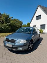 Skoda Octavia / 1.4 / 2007 TUV 2027/05 - Skoda Octavia aus 2007: Kombi