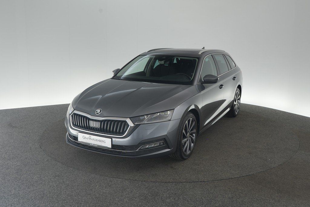 Skoda Octavia Combi 2.0 TDI DSG Style Matrix AHK ACC