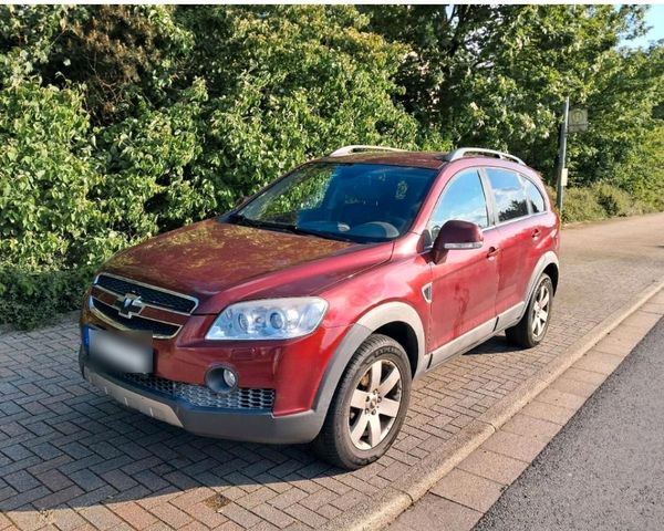 Chevrolet Captiva 2.0 Liter 4WD, 7sitzer