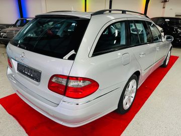 Mercedes E 200 - 3