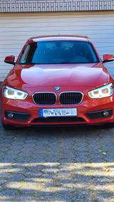 BMW 118i -5-tür, LED, LM-Felg, Sportsitze, gepflegt - rote BMW 118