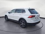 Volkswagen Tiguan 2.0 TSI BMT 4MOTION SOUND Servotronic Par - Volkswagen Tiguan: Weiß