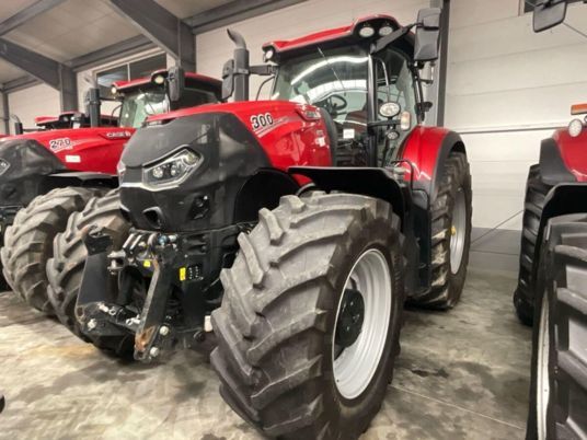 Case IH OPTUM 300 CVX St5