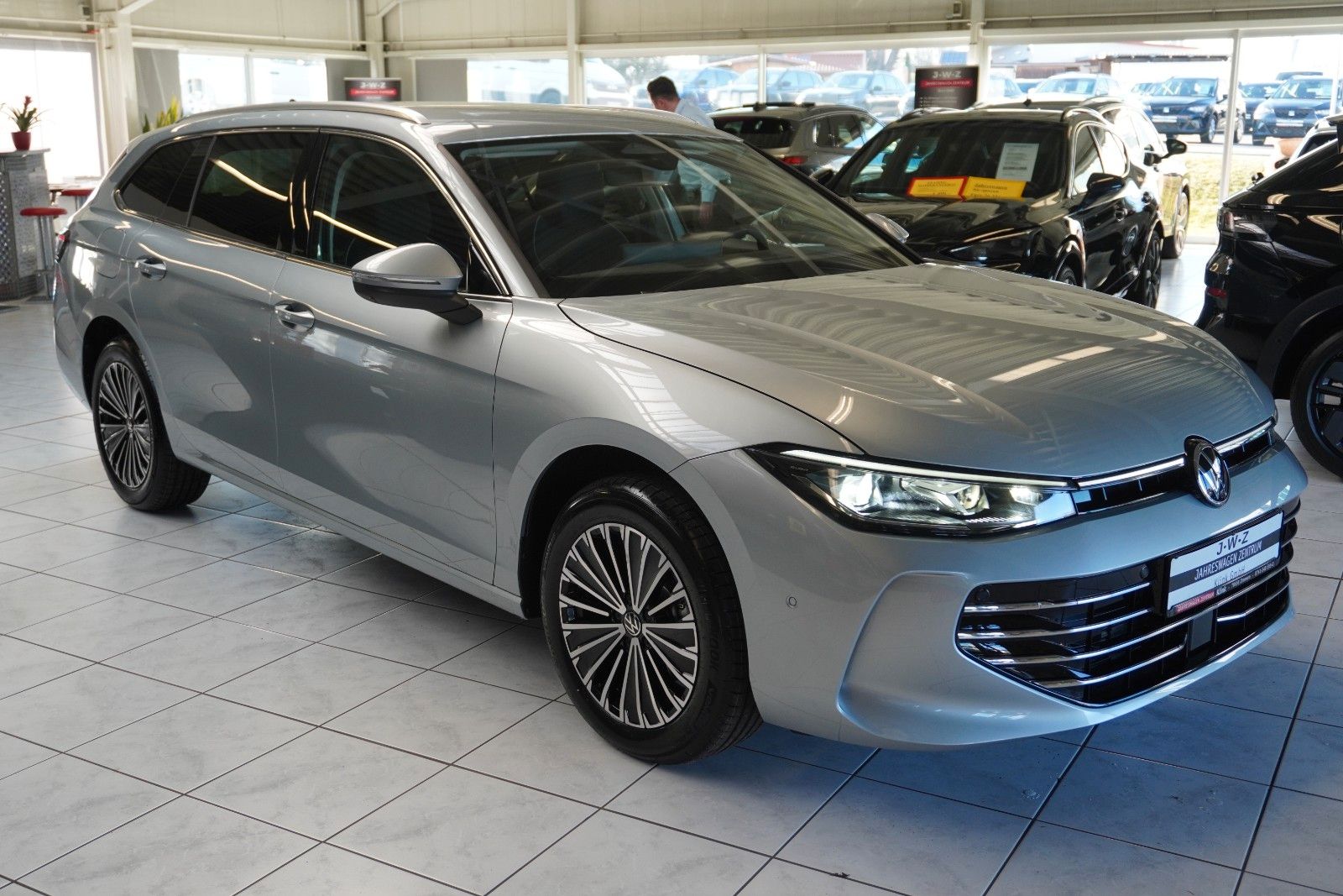 Volkswagen Passat Variant Elegance 2.0 tdi DSG*AHK*MATRIX* imagem 3
