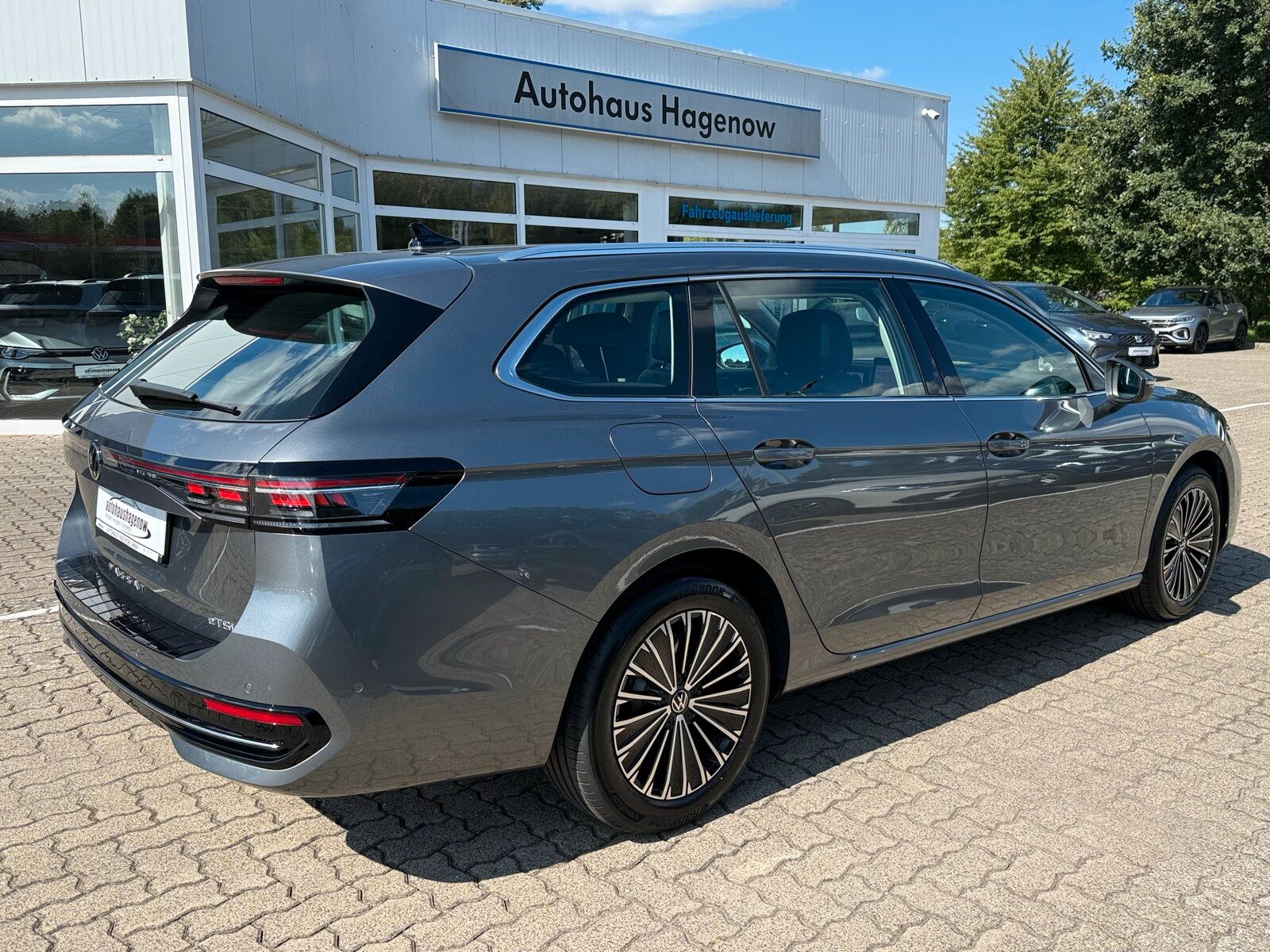 Volkswagen 1.5 eTSI Elegance NAVI LED DAB PDC Kamera SHZ be foto 3