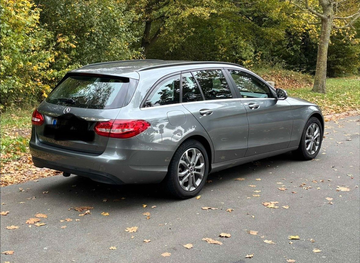 MERCEDES-BENZ Mercedes Benz C 200