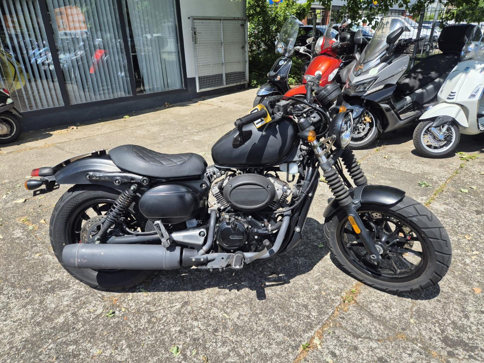 Hyosung GV 125 S Aquila