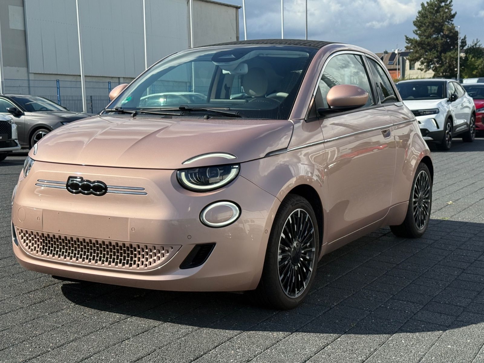 Fiat 500e La Prima by Bocelli Cabrio imagem 3